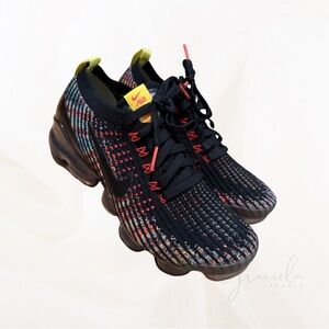 LIKE NEW Nike Women's Black Multicolor Knit Air VaporMax-Style Sneakers